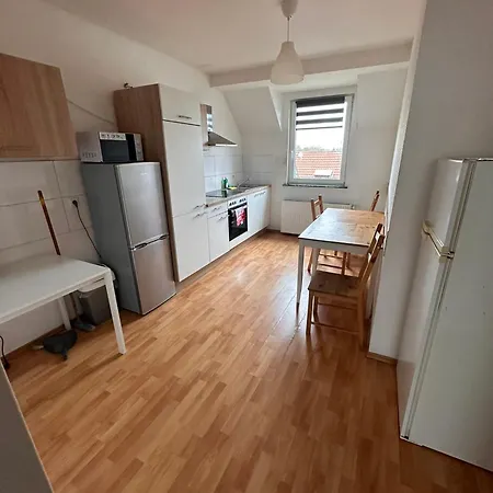 Apartmán Ferien- Monteurapartments Naehe Veltins Arena